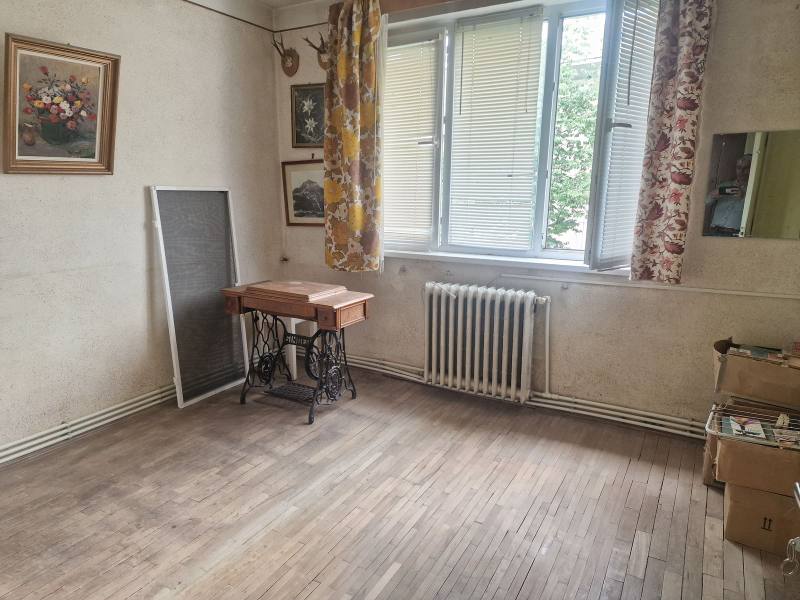 Apartament 3 camere  etaj 2 Piatra Neamt