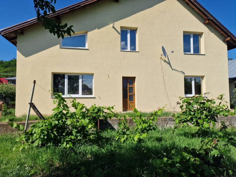 Casa P+M 160mp si teren aferent 800 mp. Piatra Neamt