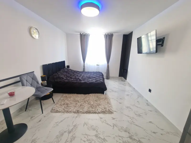 Garsoniera et 2 Mărăței Piatra Neamț.
