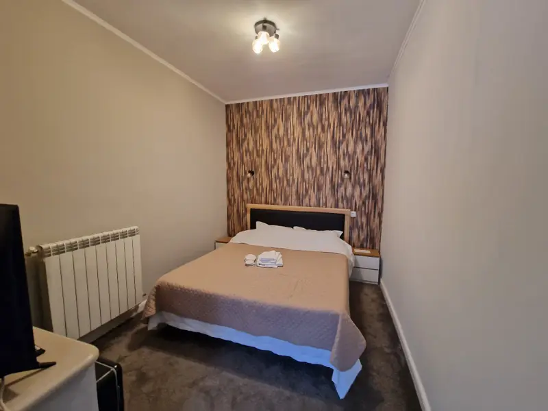 Pensiune 4 camere in regim hotelier,zona centrala Piatra Neamt