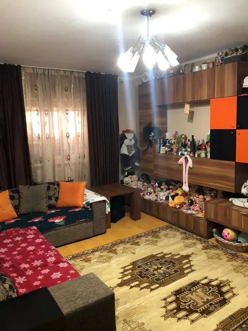 Apartament 3 cam, et 1, Piatra Neamt
