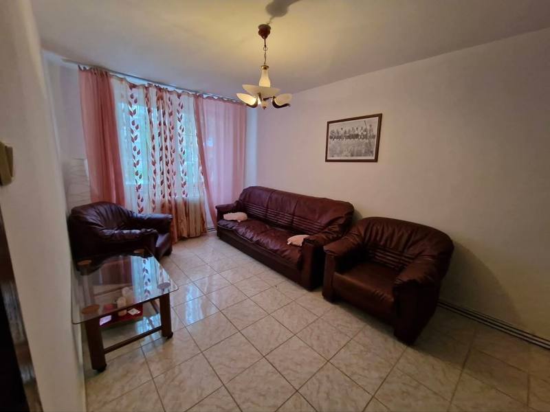 Apartament 3 camere parter Precista Piatra Neamt